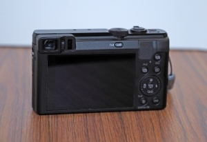 Miniature 2 : Lumix TZ82