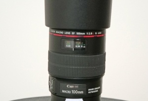Miniature 1 : Canon EF 100mm 2.8 L Macro