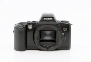 Miniature 1 : Canon EOS 500 + 2 objectifs