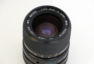 Miniature 2 : EXAKTAR 35-70mm F3.5-4.5 pour Canon FD