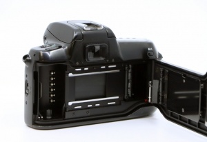 Miniature 4 : Nikon F50 + Nikkor 35-80mm