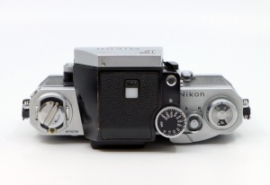 Miniature 4 : Nikon F + Nikkor-s 50mm F1.4