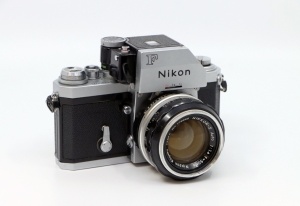Miniature 1 : Nikon F + Nikkor-s 50mm F1.4