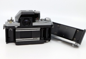 Miniature 6 : Nikon F + Nikkor-s 50mm F1.4
