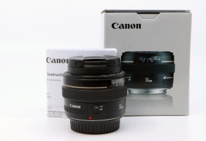 Miniature 1 : Canon EF 50mm F1.4
