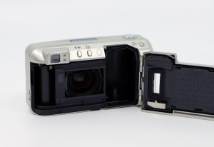 Miniature 5 : MINOLTA Riva Zoom 150