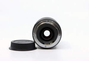 Miniature 3 : Canon EF 75-300mm F4-5.6 III