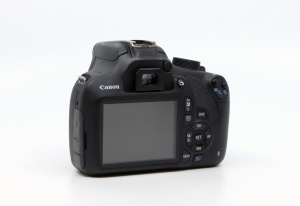 Miniature 2 : Canon EOS 1200D + EF-S 18-55mm F3.5-5.6 II  