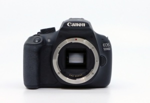 Miniature 1 : Canon EOS 1200D + EF-S 18-55mm F3.5-5.6 II  