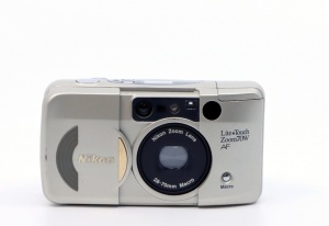 Miniature 1 : Nikon Lite Touch Zoom 70W