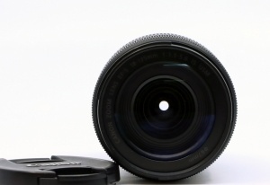 Miniature 2 : Canon EF-S 18-135mm F3.5-5.6 IS USM