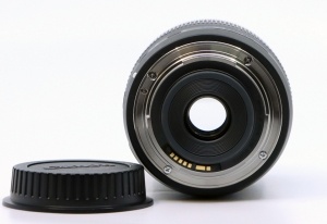 Miniature 3 : Canon EF-S 18-135mm F3.5-5.6 IS USM