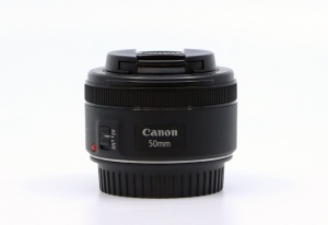 Miniature 1 : Canon EF 50mm F1.8 STM