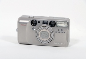 Miniature 1 : MINOLTA Riva Zoom 115