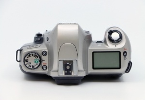 Miniature 4 : Nikon F65 + Nikkor AF 28-80mm + 70-300mm