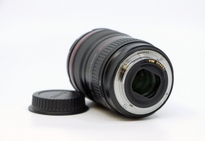 Miniature 2 : Canon EF 24-105mm F4 L IS USM
