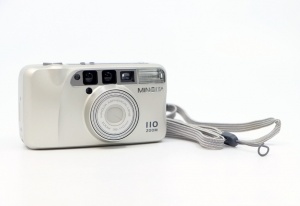 Miniature 1 : MINOLTA Riva Zoom 110