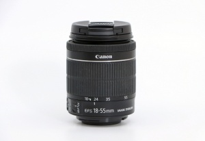 Miniature 5 : Canon EOS 700D + EF-S 18-55MM F3.5-5.6 IS STM