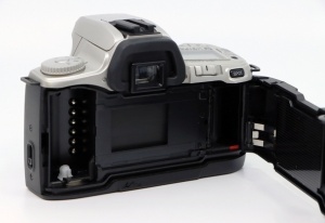 Miniature 6 : Minolta Dynax 404si + 2 objectifs