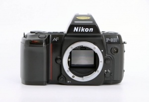 Miniature 2 : Nikon F-801 + Nikkor AF 35-105mm