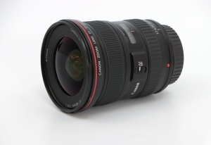 Miniature 1 : Canon EF 17-40mm F4 L USM