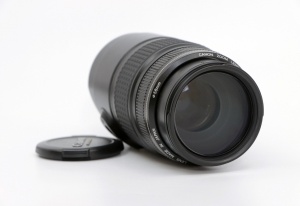 Miniature 2 : Canon EF 75-300mm F4-5.6 IS USM