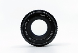 Miniature 2 : Nikon series E 50mm F1.8