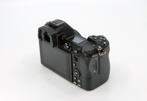 Miniature 3 : Nikon Z6 (Boitier nu). 
