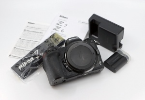 Miniature 7 : Nikon Z6 (Boitier nu). 