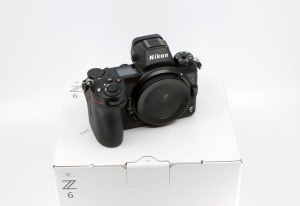 Miniature 8 : Nikon Z6 (Boitier nu). 