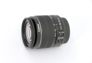 Miniature 2 : Canon EF-S 18-55mm f3.5-5.6 IS II