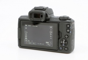 Miniature 2 : Canon EOS M50 + 15-45mm