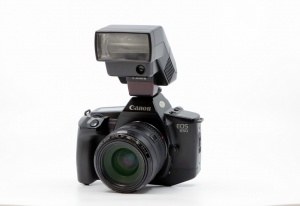 Miniature 1 : Canon EOS 650 + 35-70mm F3.5-4.5 